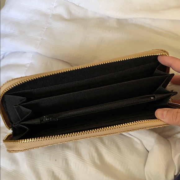 Wallet - Picture 3 of 3